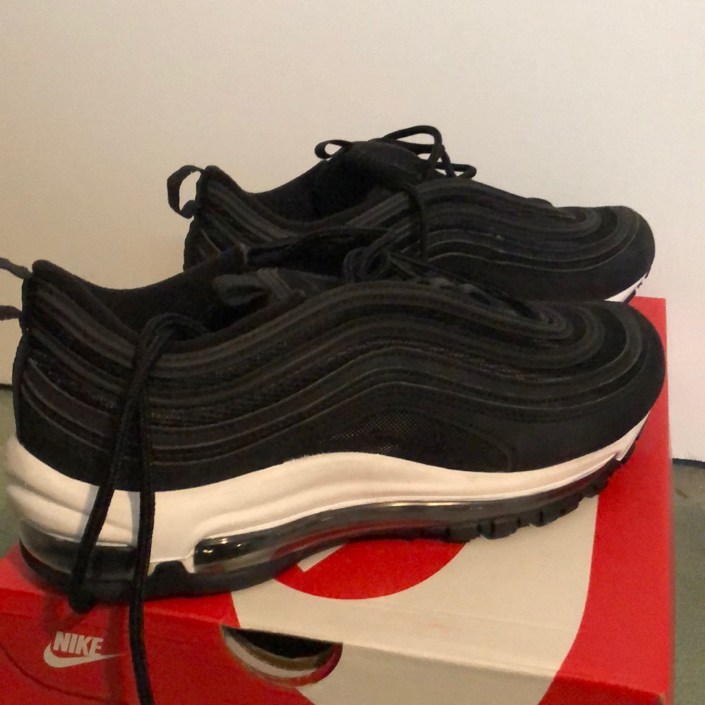 Nike Air Max 97 Women’s Shies Size 8.5 Never Worn